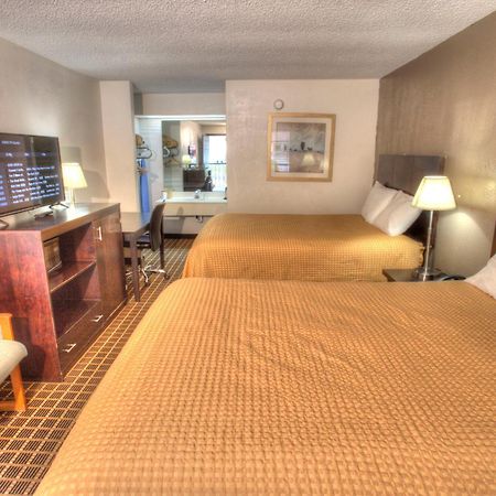 Amerivu Inn & Suites - Helen - Downtown Eksteriør billede