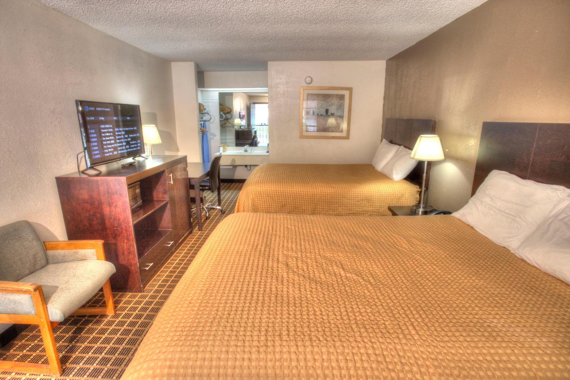 Amerivu Inn & Suites - Helen - Downtown Eksteriør billede
